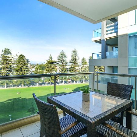 Pier Apartment - Glenelg Views - No 506 Adelaide Luaran gambar